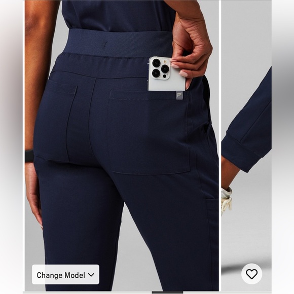 Fabletics Scrubs On Call Joggers Navy - Picture 7 of 10